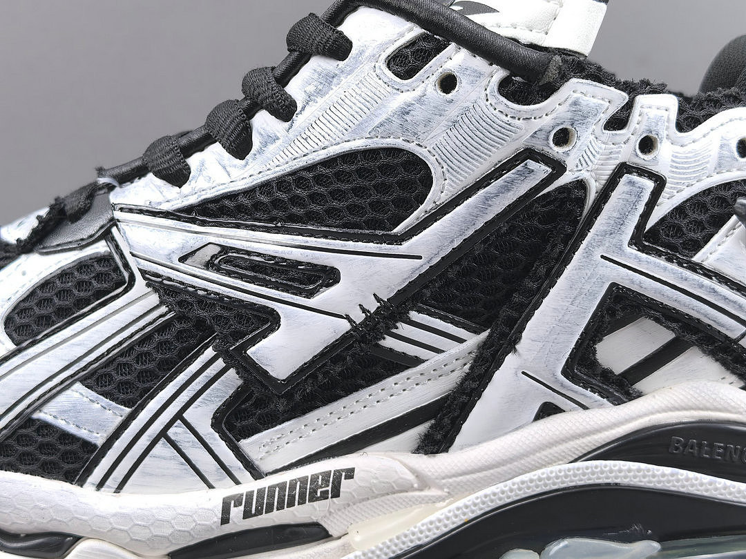 Ba1en*iaga led Runner