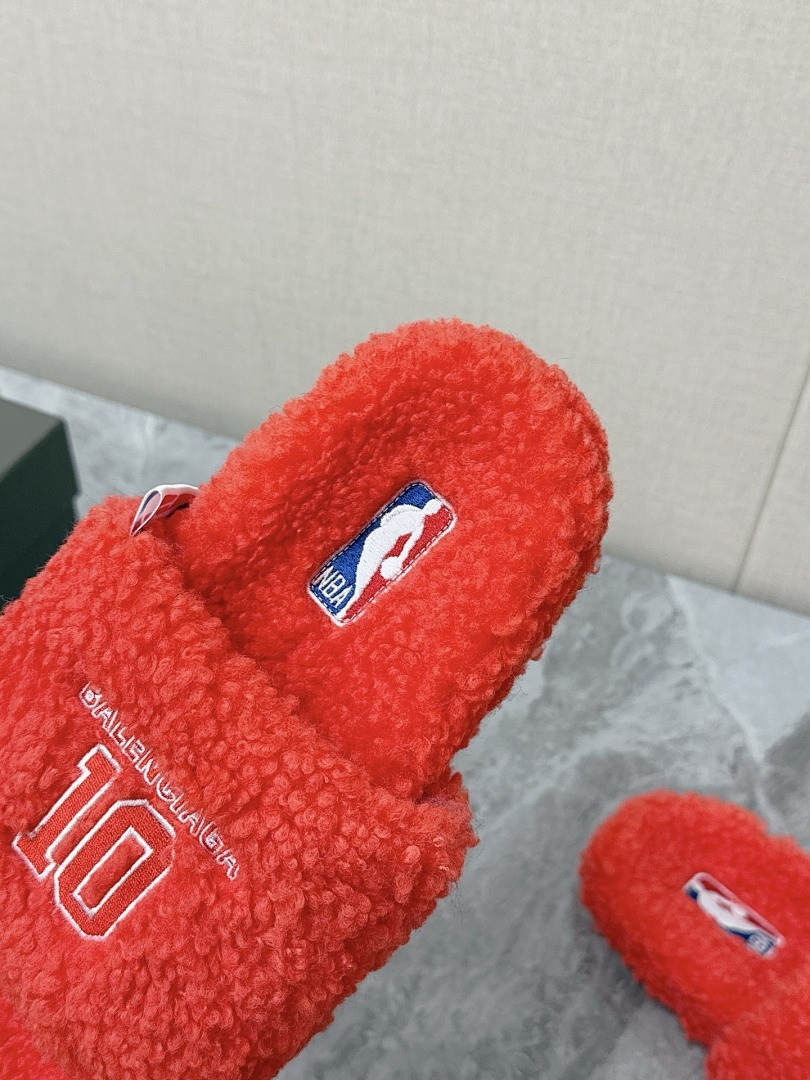 Ba1en*iaga SLIDES
