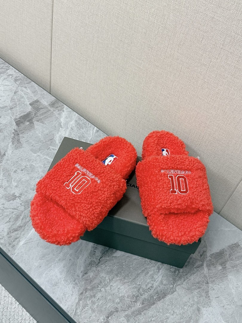 Ba1en*iaga SLIDES