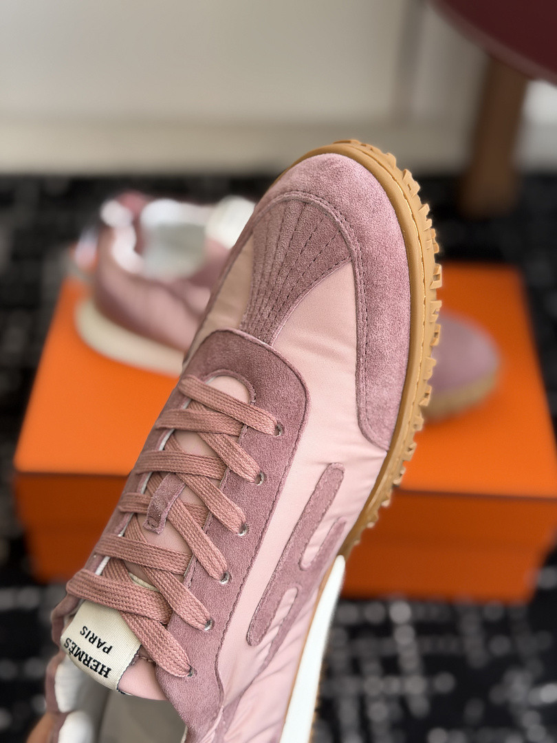 H*ER*MES SNEAKER