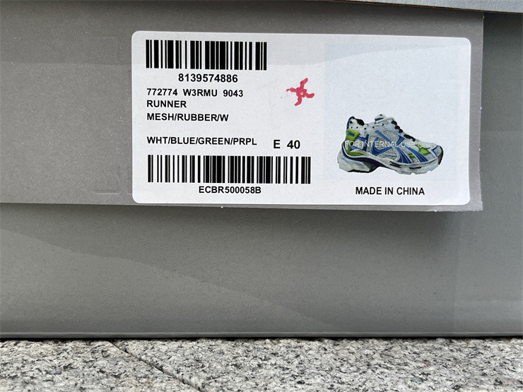 Balenciaga Runner 772774-W3RMU-9043
