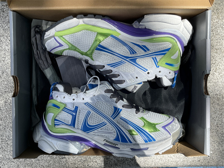 Balenciaga Runner 772774-W3RMU-9043