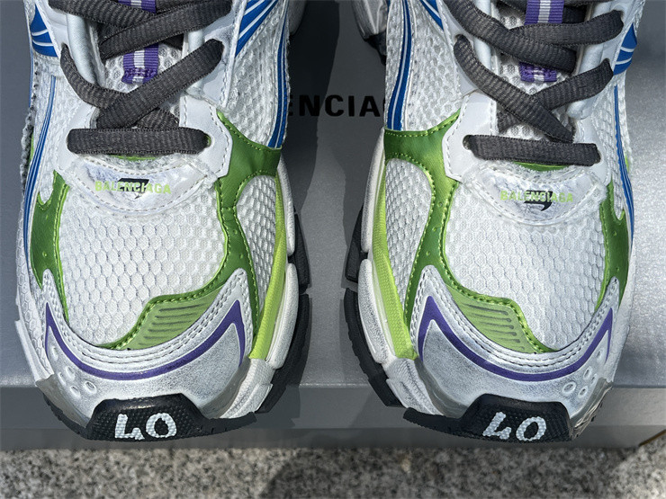 Balenciaga Runner 772774-W3RMU-9043