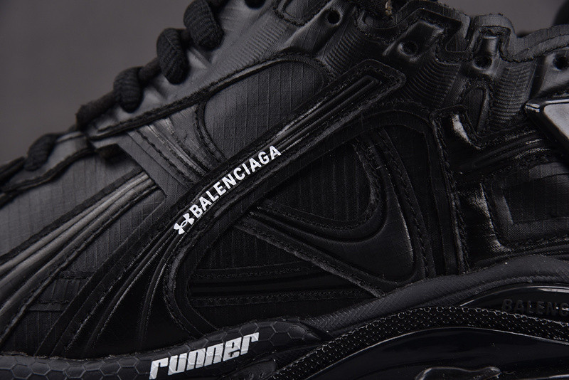 Balenciaga Runner 7813793-WRUCU 1000