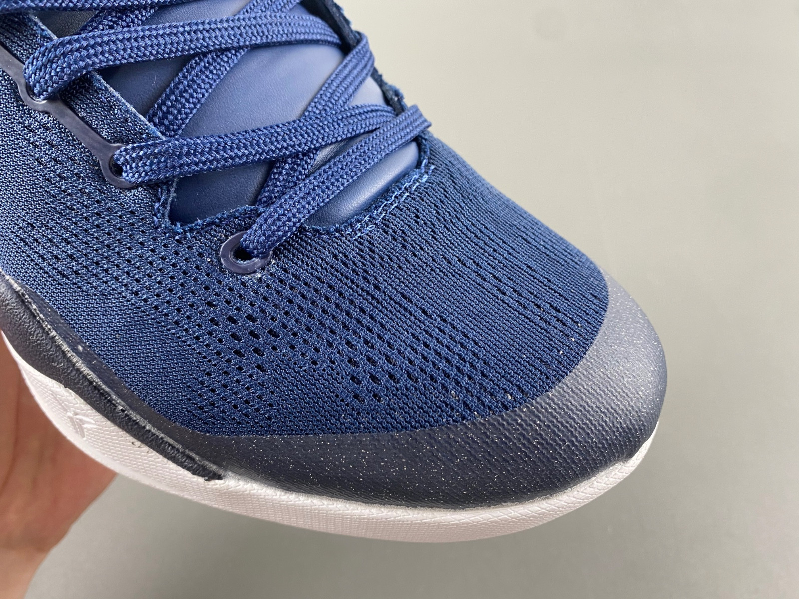 KOBE 8 Protro College Navy HF9550-400