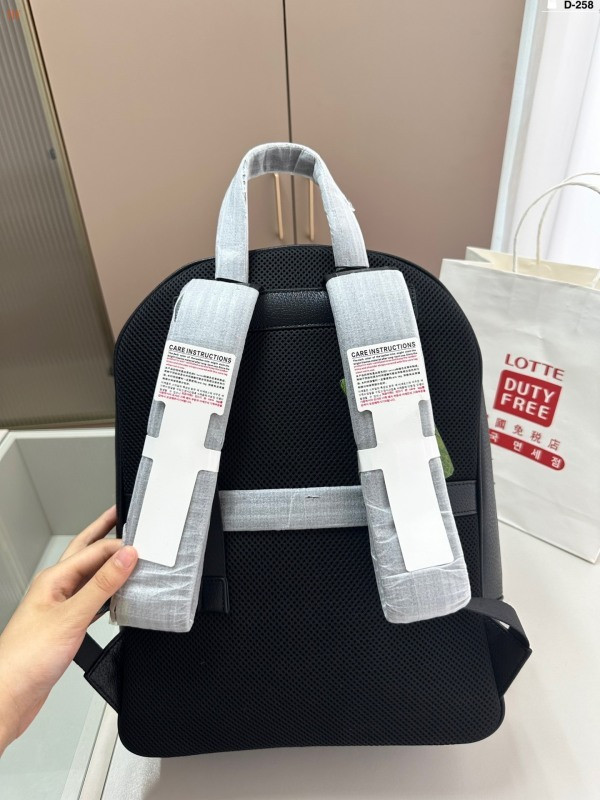 G-U-C-C-1 BAGS