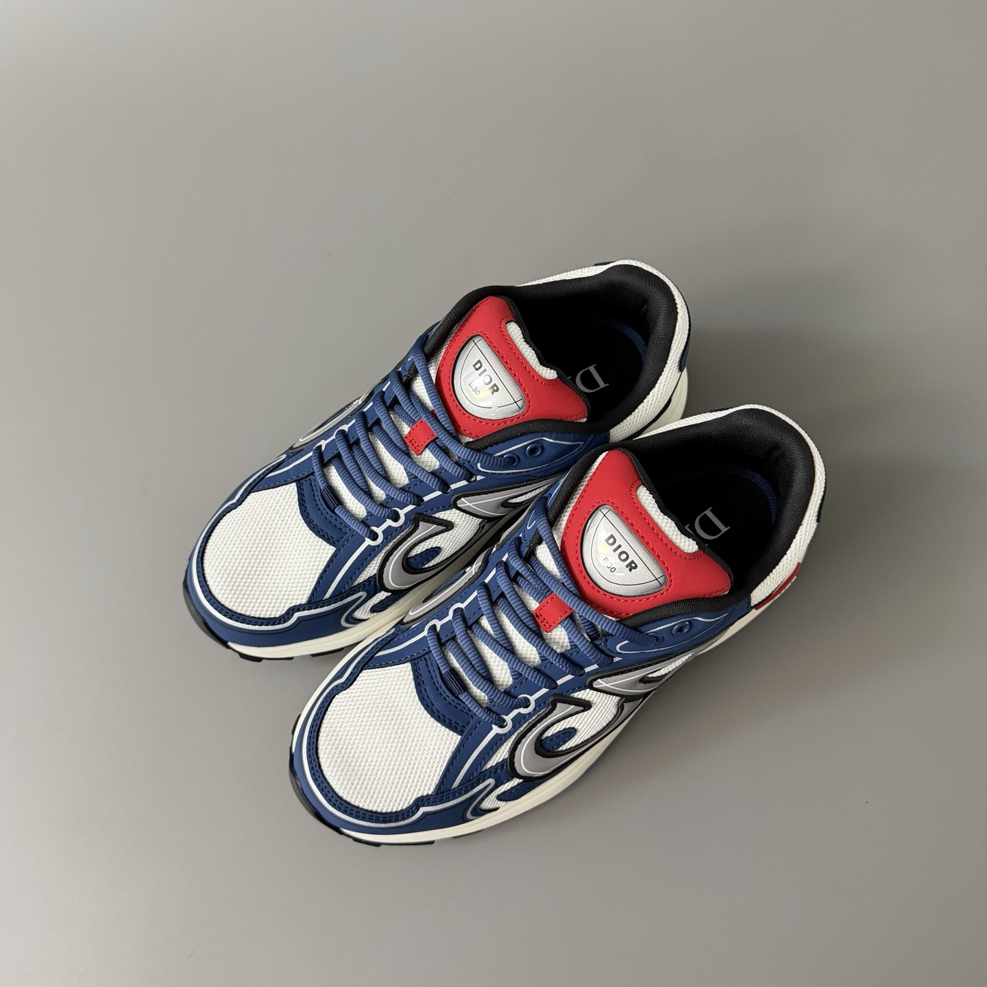 DR B30 SNEAKER