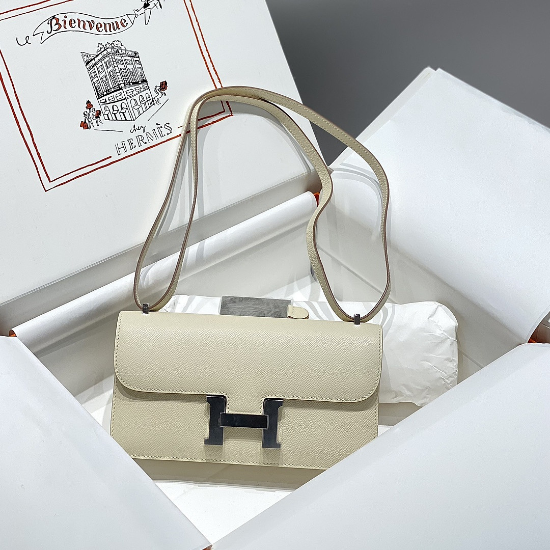 H*RMES BAGS size 26x16x6cm