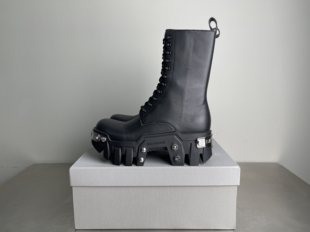 Ba1en*iaga boots