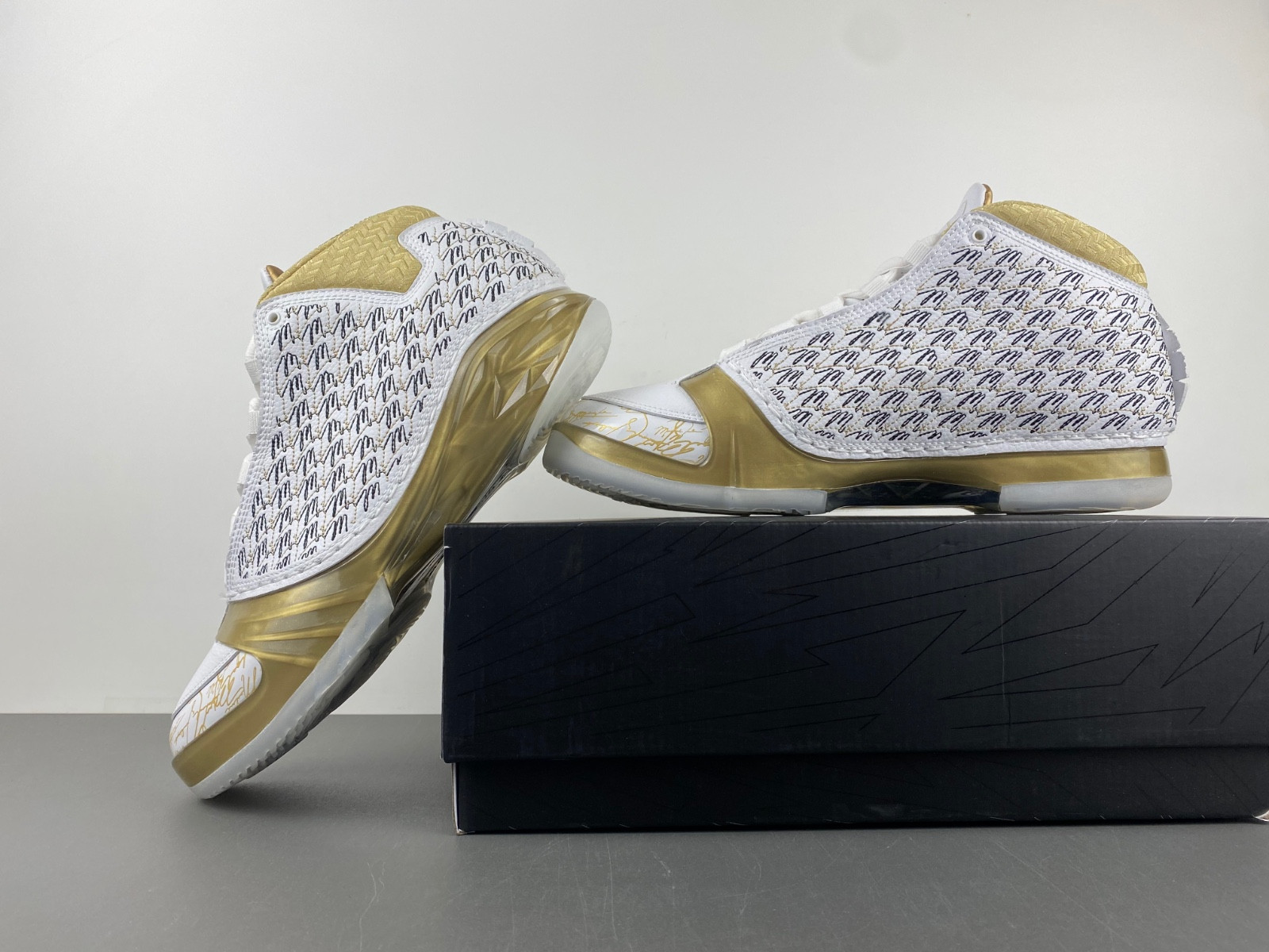 Air Jordan 23 Trophy Room White - 853336-123