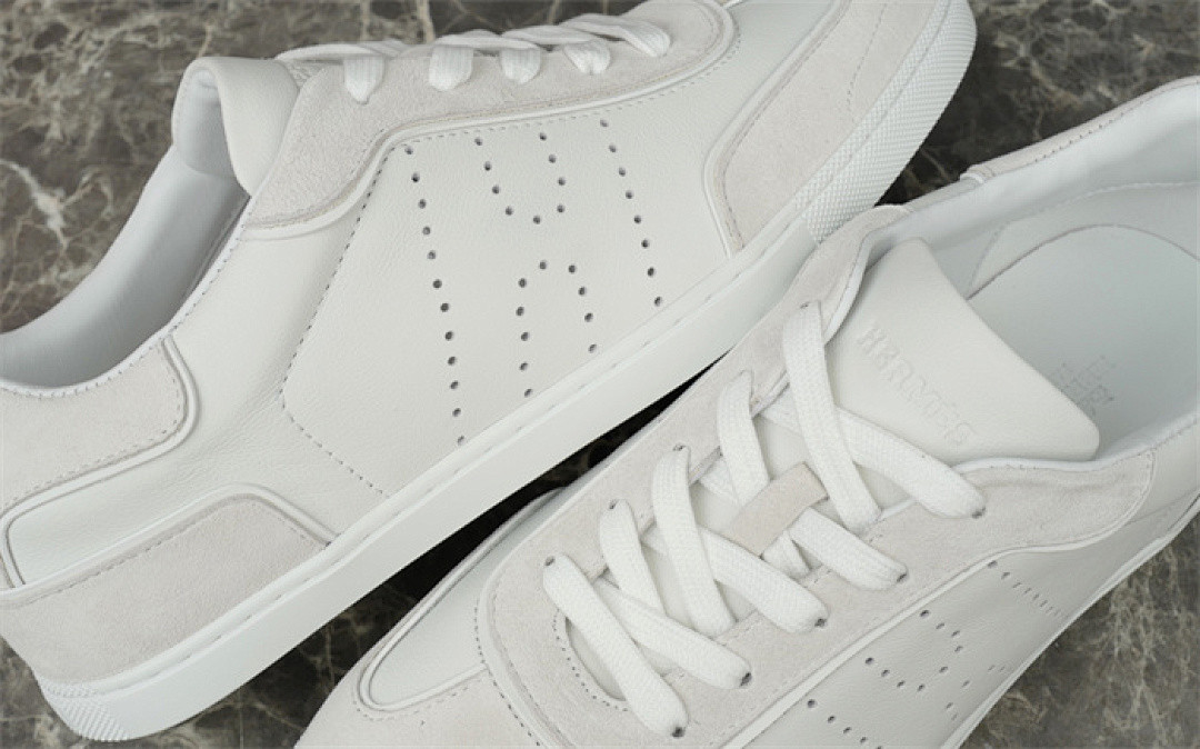 H*ER*MES SNEAKER