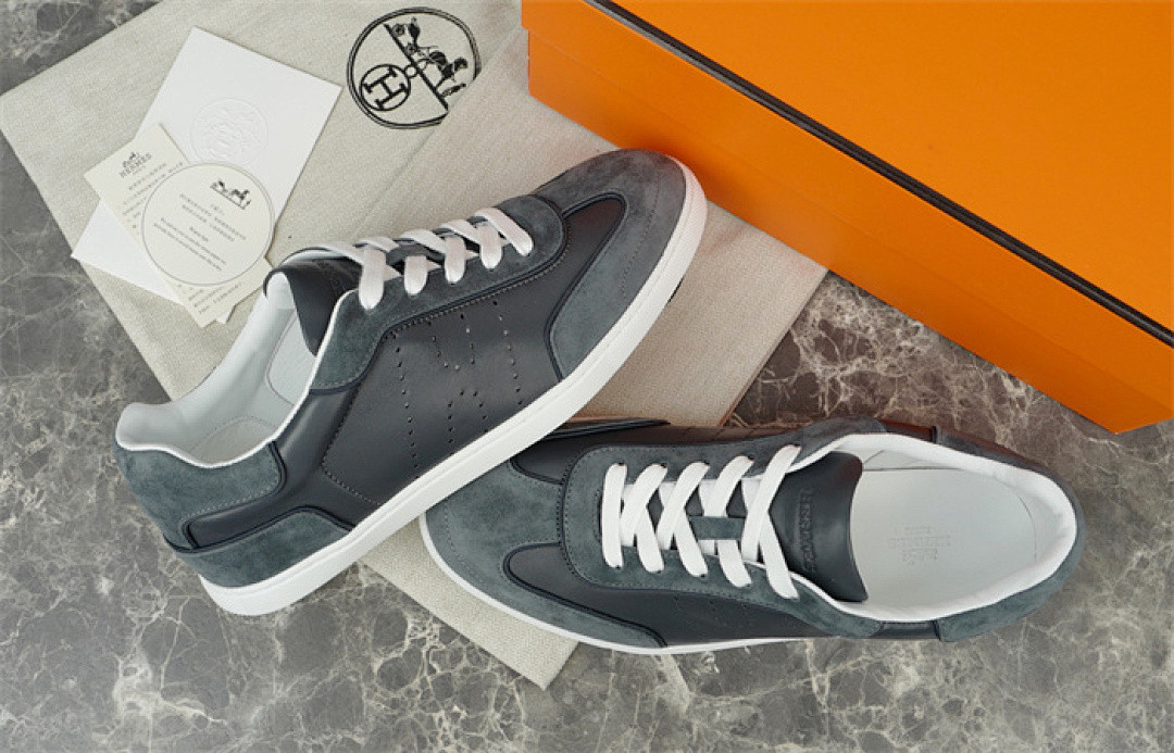 H*ER*MES SNEAKER