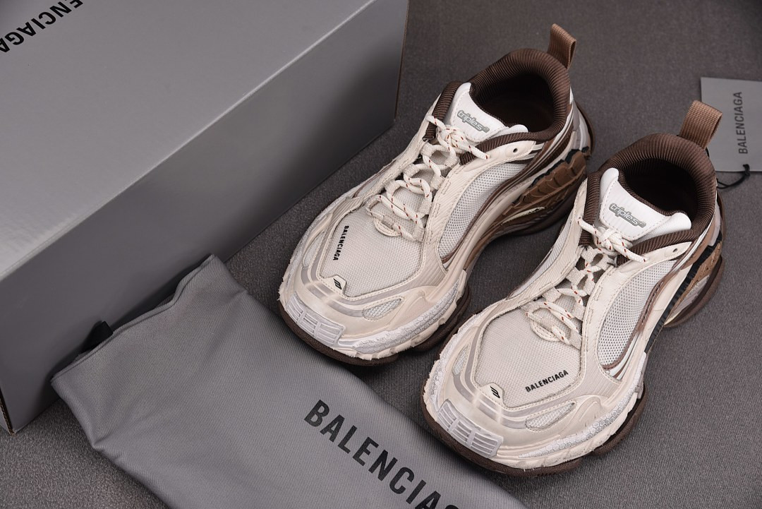 Ba1en*iaga TRIPLE S