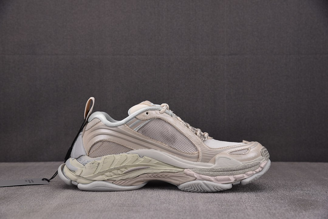 Ba1en*iaga TRIPLE S