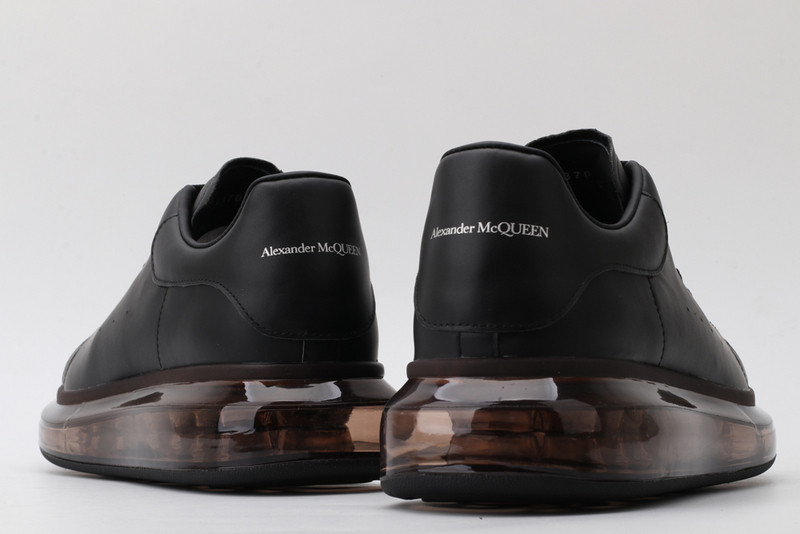 ALEXANDER MCQUEEN SNEAKER