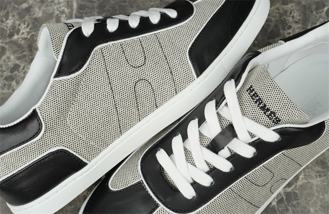 H*ER*MES SNEAKER
