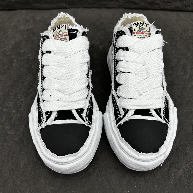 Ma1s0n mihara sneakers