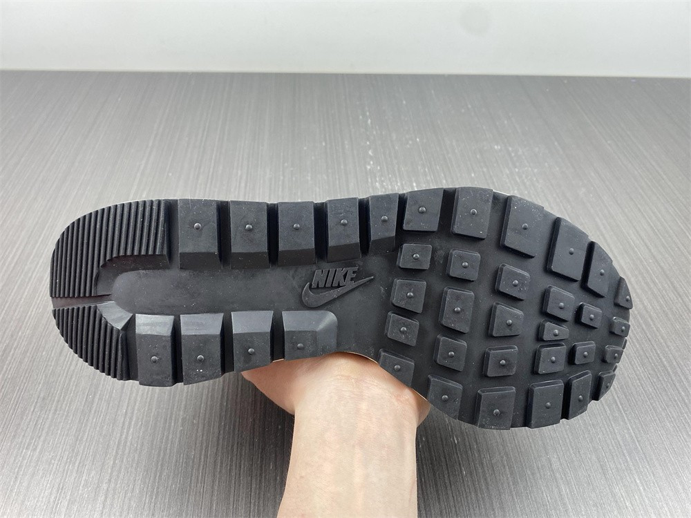 Nike Vaporwaffle sacai Jean Paul Gaultier Sesame Blue DH9186-200