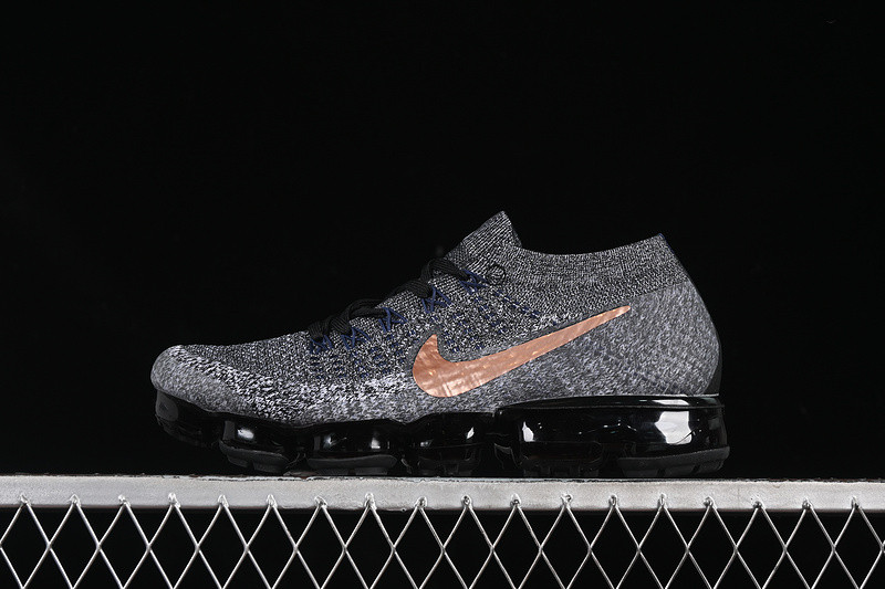 Nike Air Vapormax Flyknit Explorer 849558-010