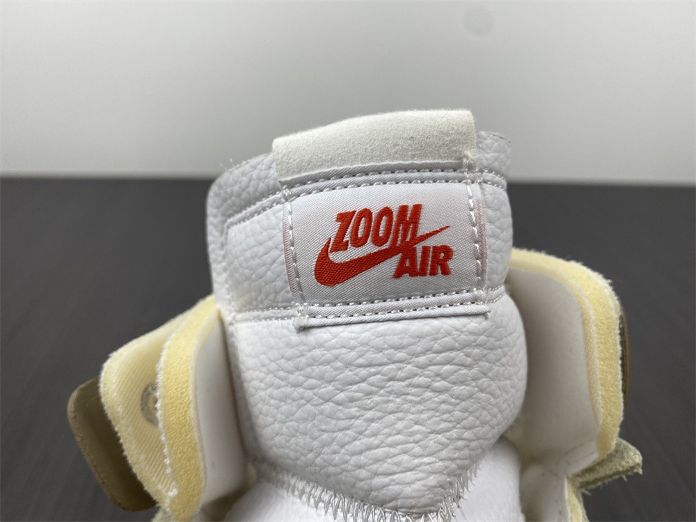 Jordan 1 High Zoom Air CMFT Olive Aura CT0979-102