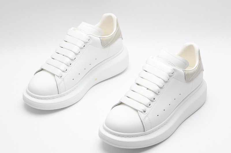 ALEXANDER MCQUEEN SNEAKER