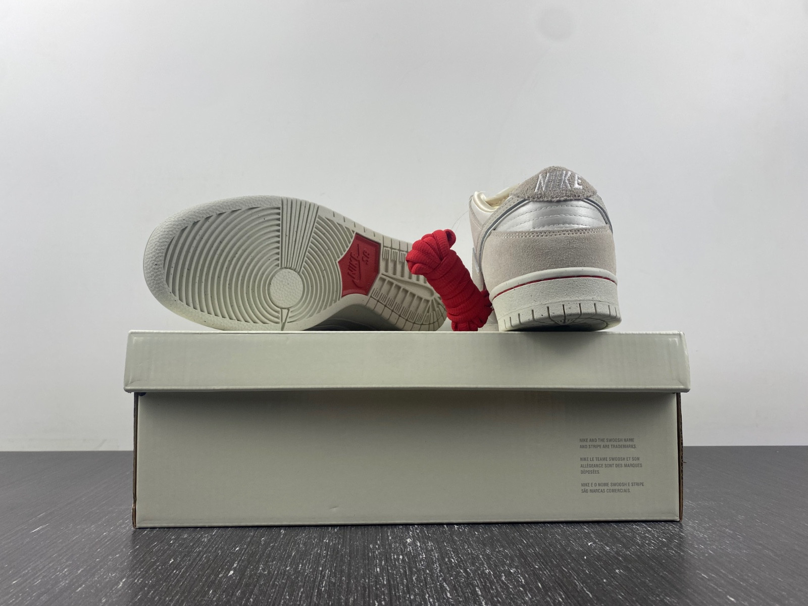 Nike SB Dunk Low City of Love Coconut Milk FZ5654-100