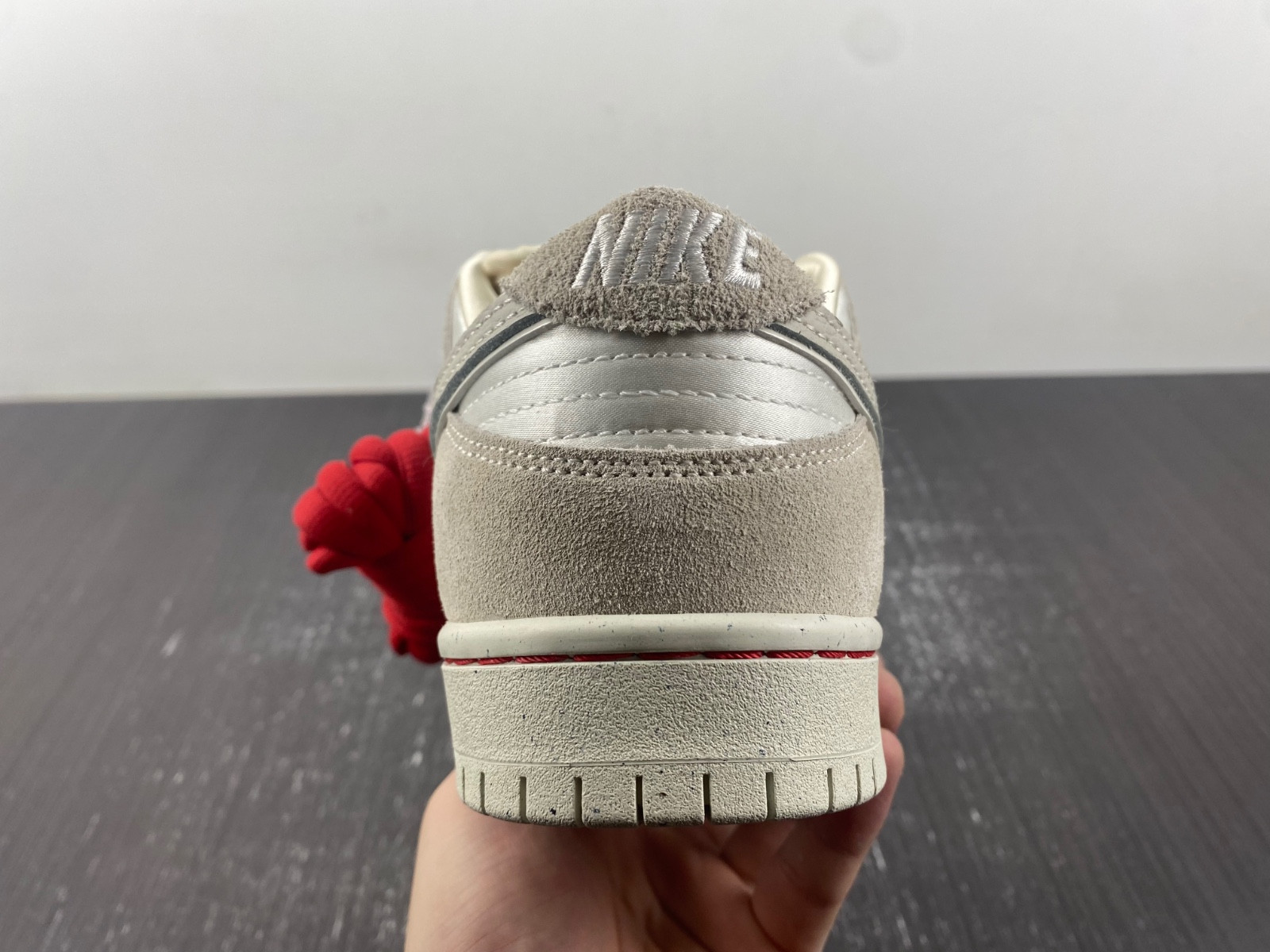 Nike SB Dunk Low City of Love Coconut Milk FZ5654-100