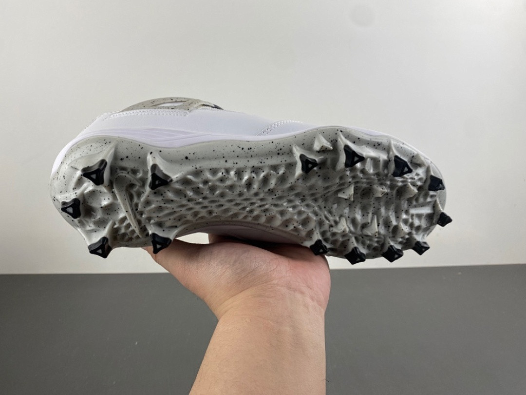 Air Jordan 4 White Cement Cleats HQ0207-106