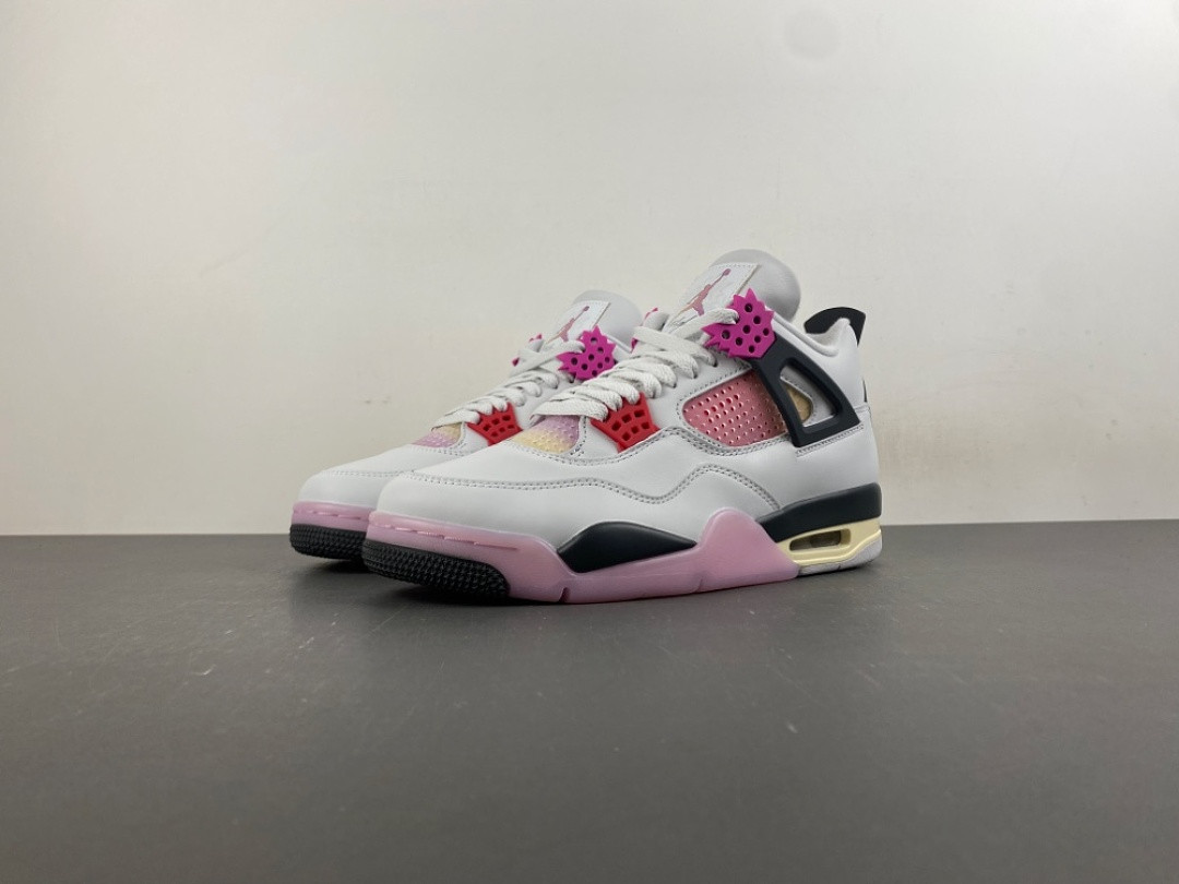 Air Jordan 4 Retro 'Comic' - JA1135-100