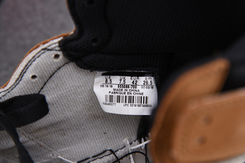 AIR JORDAN 1 RETRO HIGH ROOKIE OF THE YEAR 555088-700