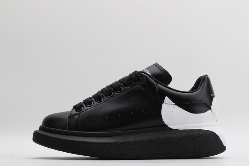 ALEXANDER MCQUEEN SNEAKER