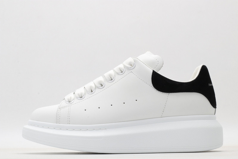 ALEXANDER MCQUEEN SNEAKER