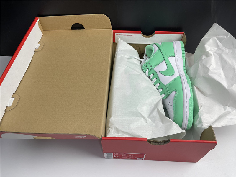NIKE DUNK LOW GREEN GLOW DD1503-105
