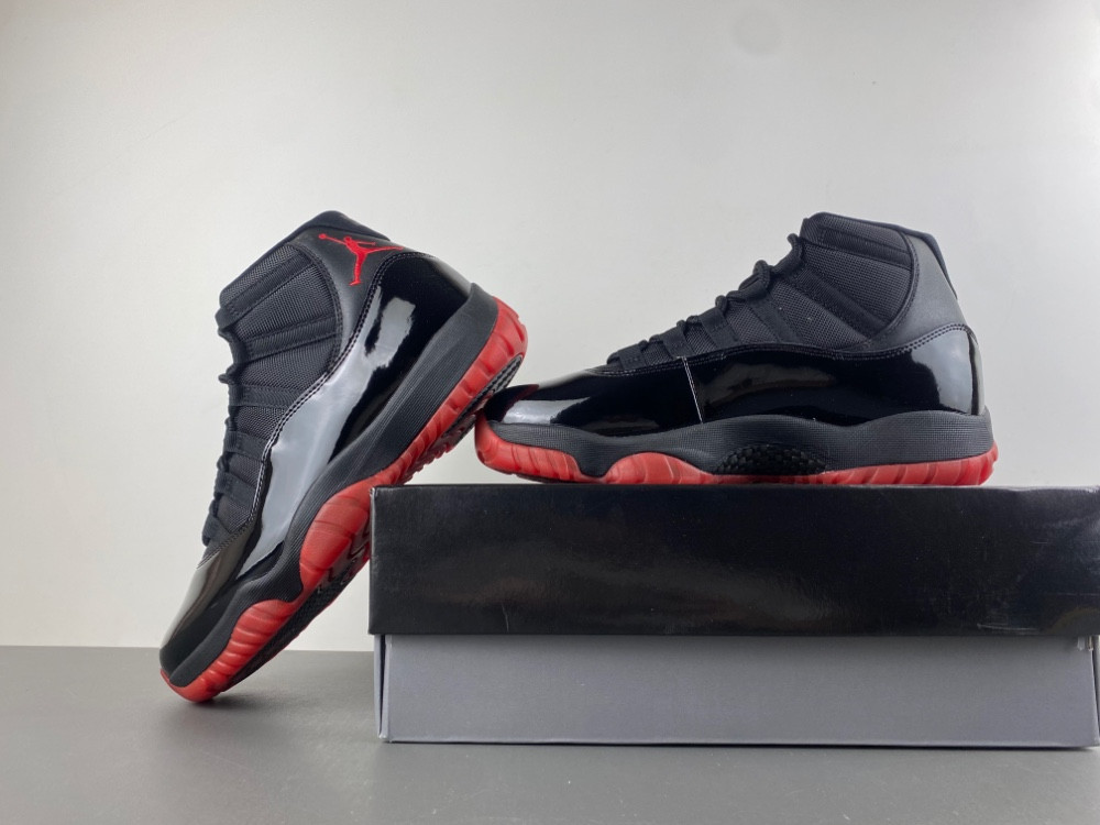 Air Jordan 11 378037-326