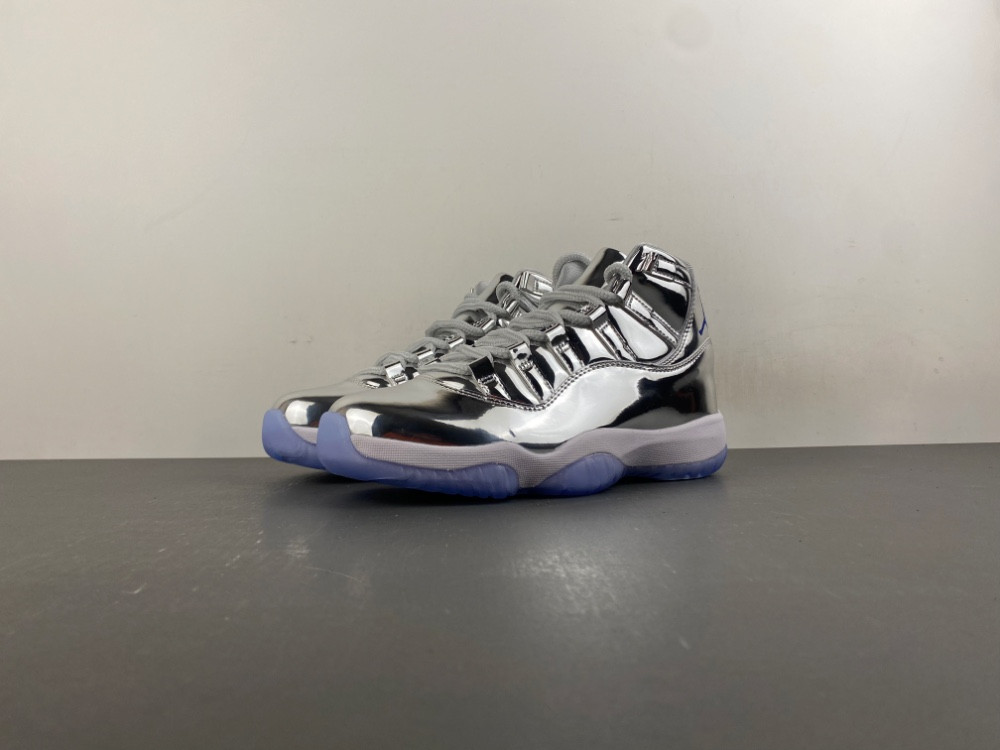 Air Jordan 11“Chrome” PE