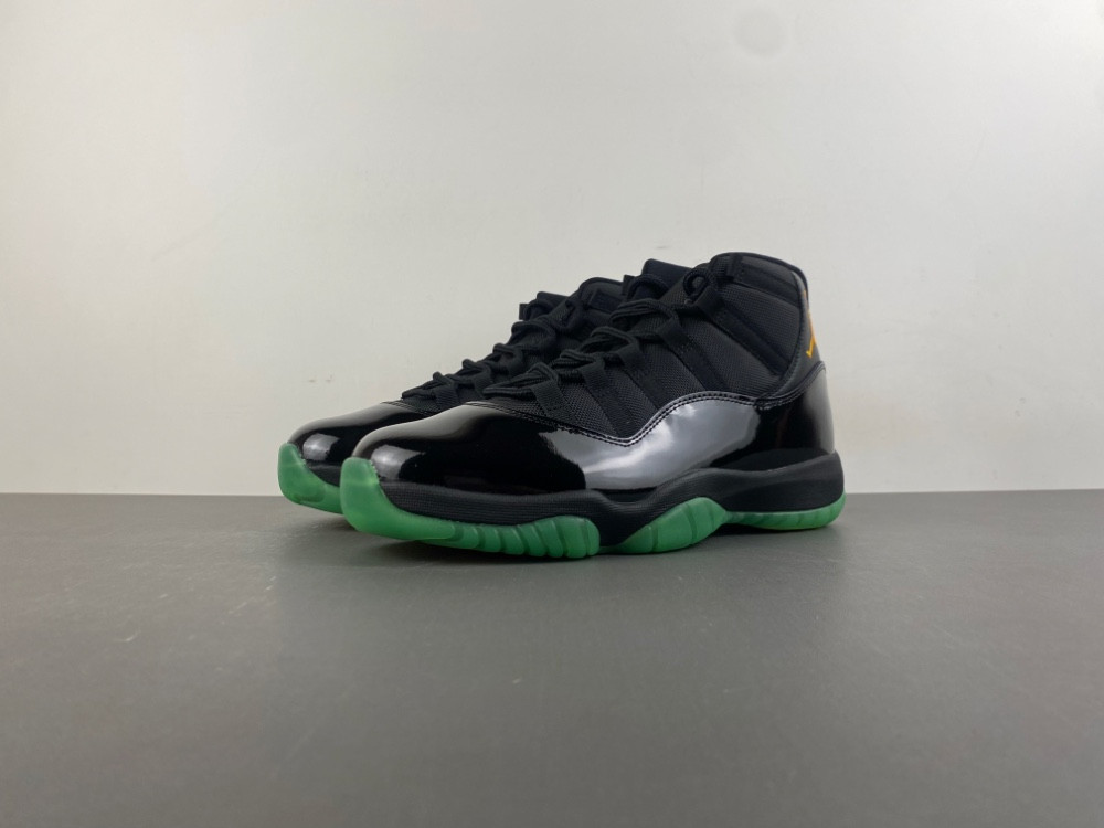 Air Jordan 11 CT8012-037