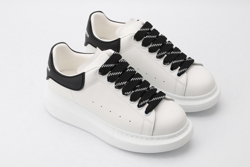 ALEXANDER MCQUEEN SNEAKER