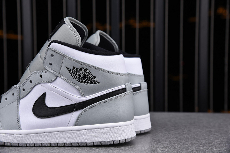 Air Jordan 1 Mid Smoke Grey 554724-092