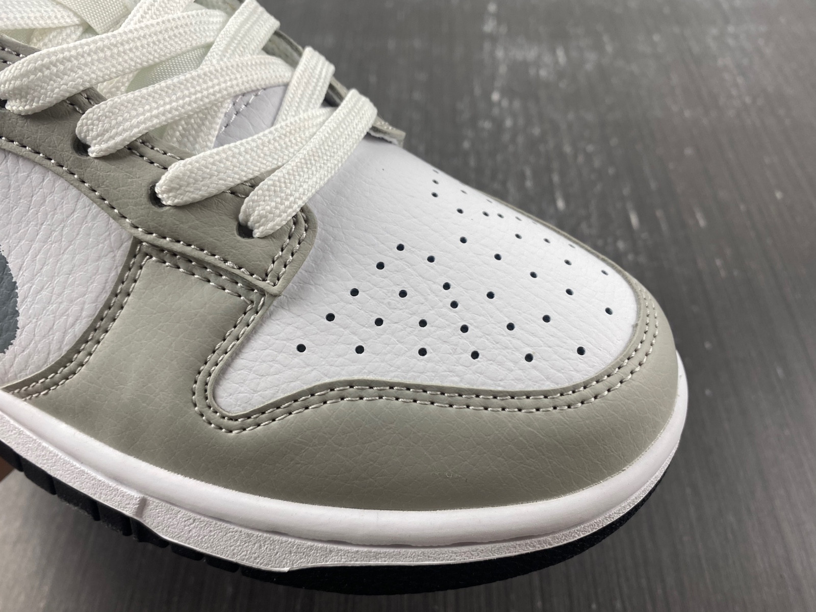 Nike Dunk Low FD0661-100