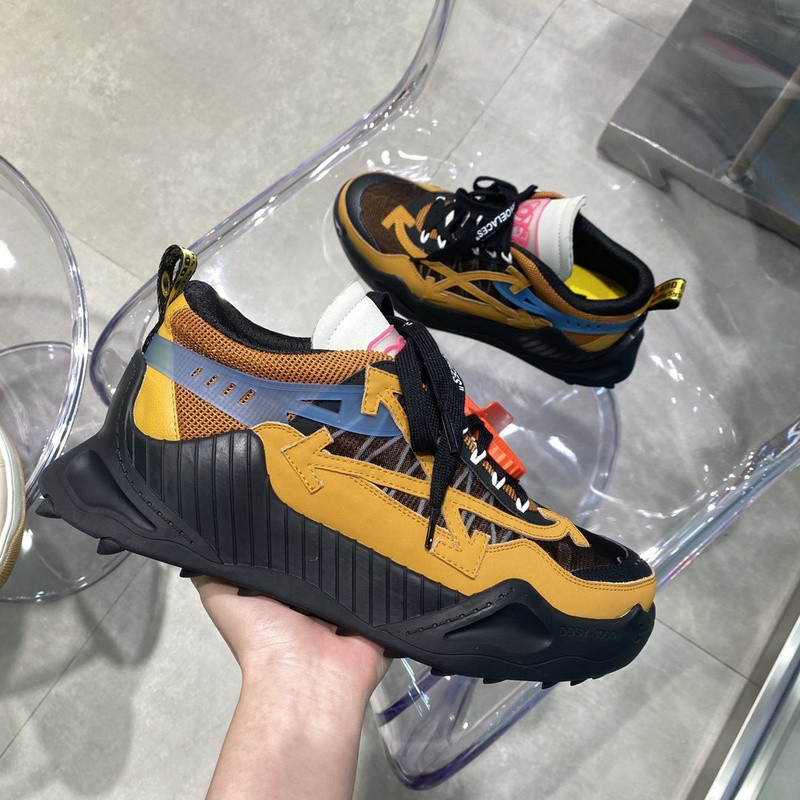 OW C/O ODSY-1000 SPORTS SHOES