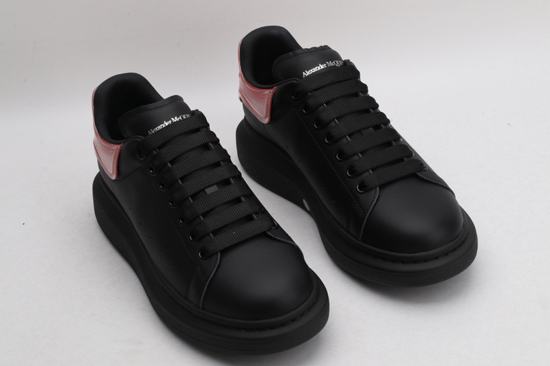ALEXANDER MCQUEEN SNEAKER