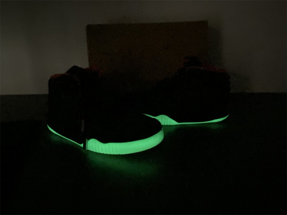 nike air Y**zy 2 “solar red” black mens 508214-006