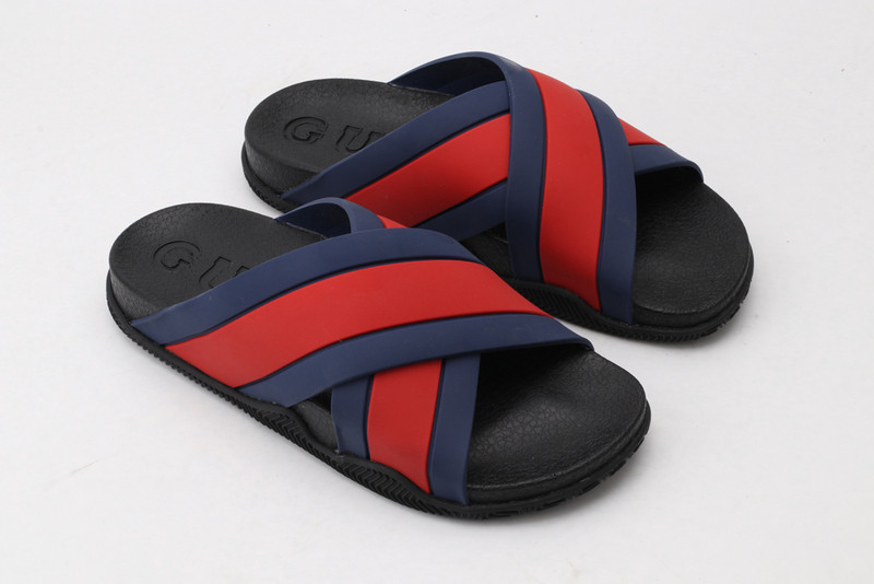 GUC LEATHER SLIDE