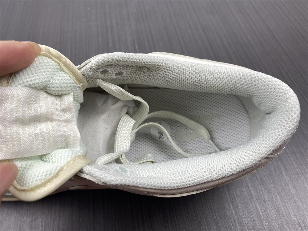 NIKE DUNK LOW “LIGHT BONE“ DD1503-107