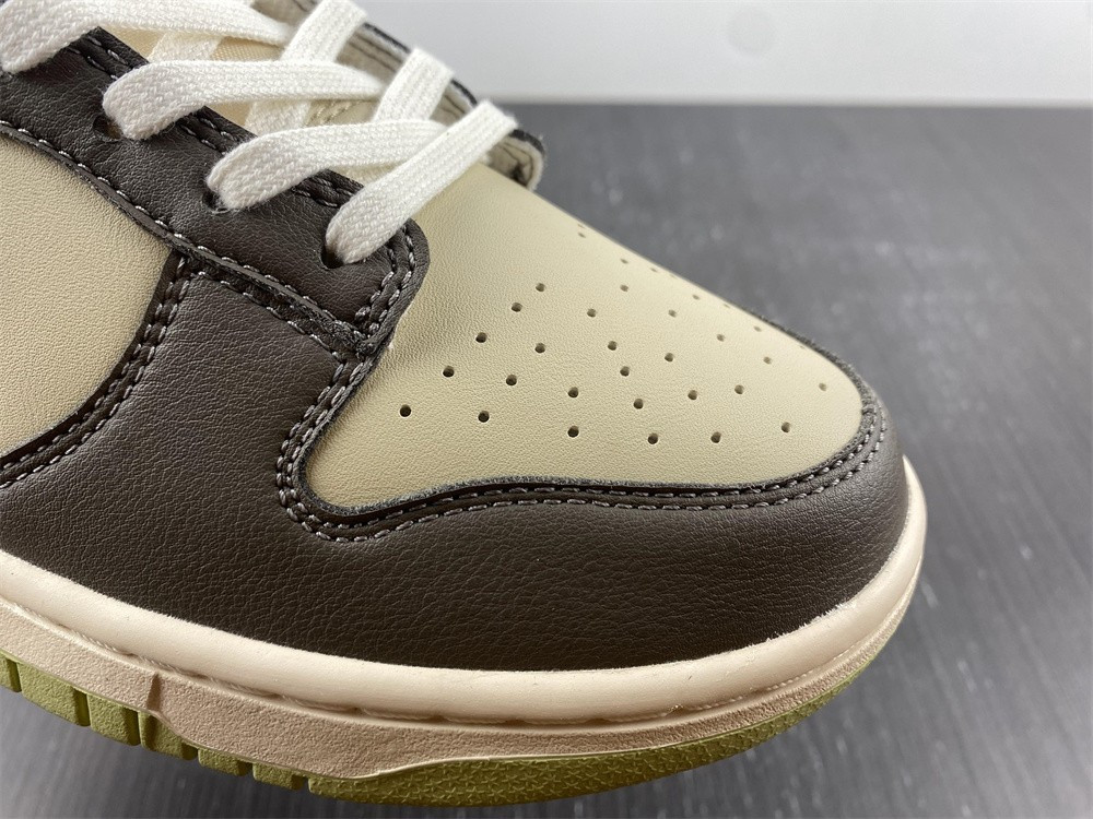 Dunk SB Low "Khaki" FB4960-210