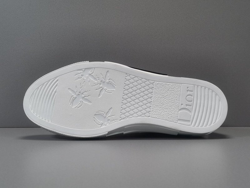 D B23 HIGH-TOP SNEAKERS