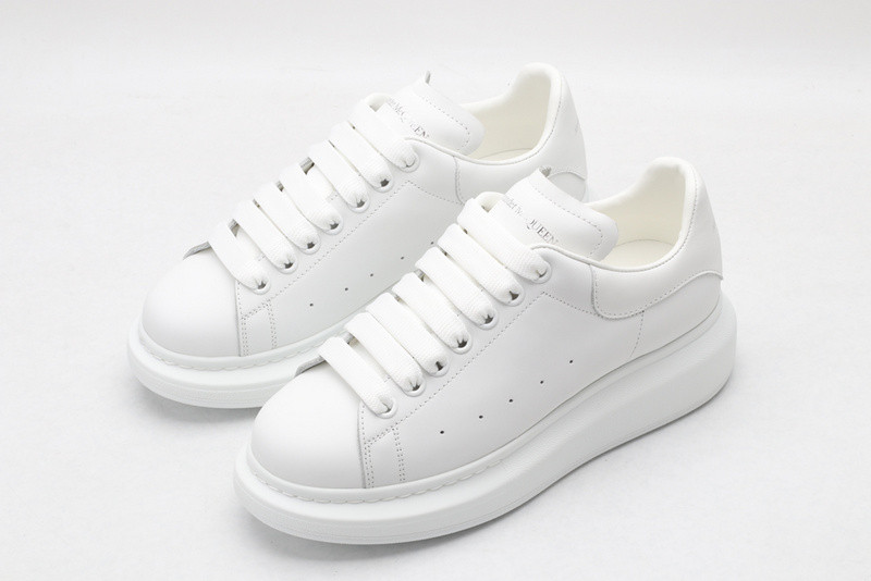 ALEXANDER MCQUEEN SNEAKER