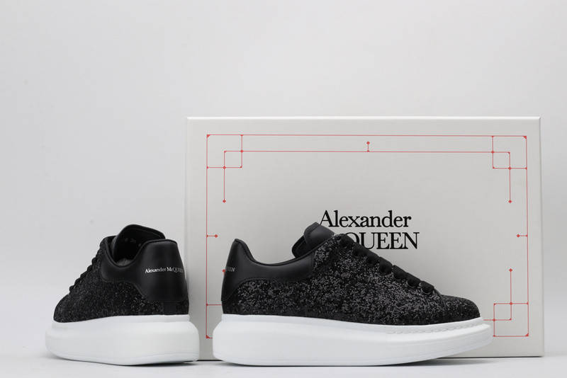 ALEXANDER MCQUEEN SNEAKER