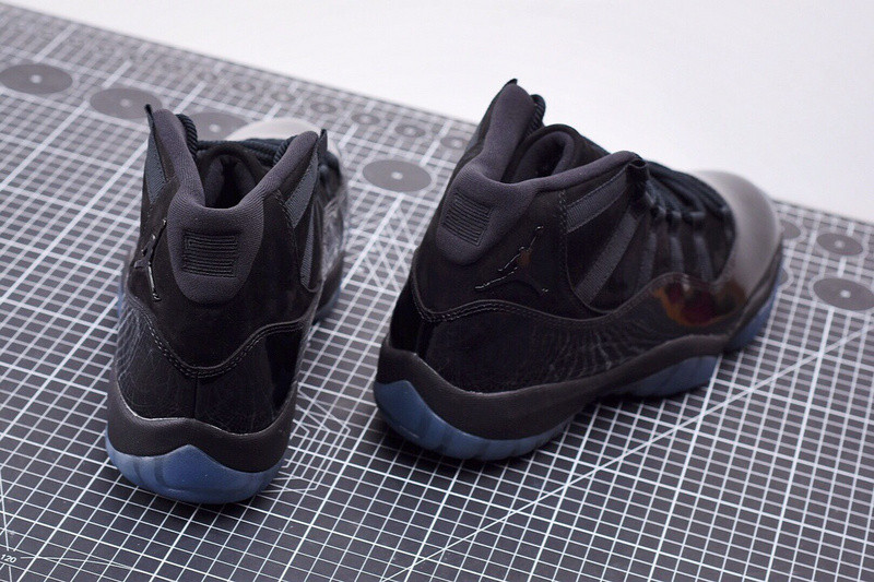 AIR JORDAN 11 RETRO CAP AND GOWN 378037-005