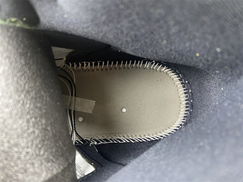 Air Jordan 1 High OG "Volt" 555088-702